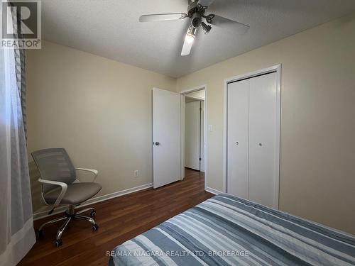 Upper - 27 Nottingham Court, Welland (N. Welland), ON 