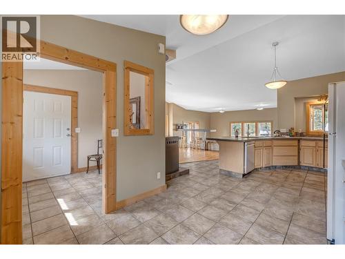 28 Deans Road, Summerland, BC 
