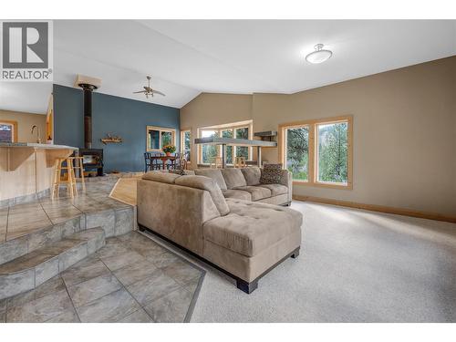 28 Deans Road, Summerland, BC 