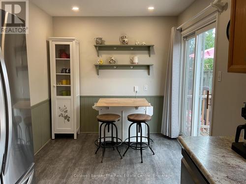 Eat In Kitchen Area - 7 Brandon Crescent, Orillia, ON 