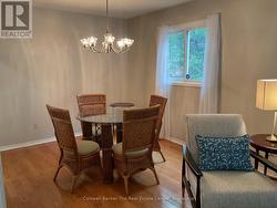 Dining Area - 