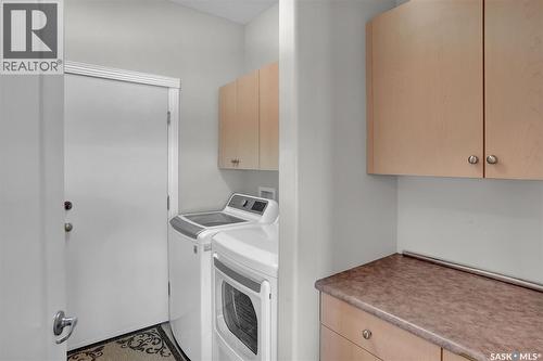 3320 Buckingham Drive E, Regina, SK 