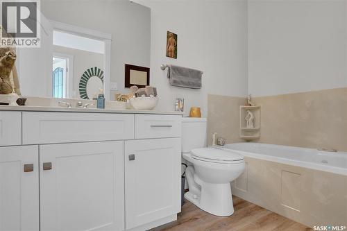 3320 Buckingham Drive E, Regina, SK 
