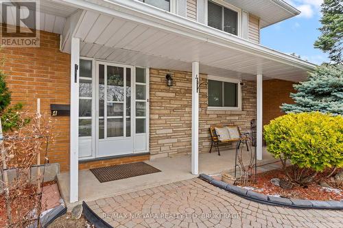 4 Tanner Circle, St. Catharines (Lakeshore), ON 