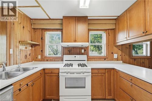 2069 Lakeshore Road, Haldimand, ON 