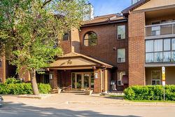 315 79 Swindon Way  Winnipeg, MB R3P 0X2