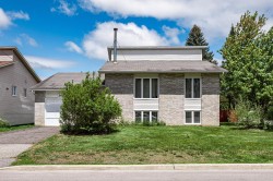 248 Av. de la Colline  Gatineau (Aylmer), QC J9J 1X9