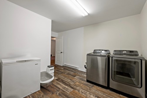 Salle de lavage - 1685 Ch. Du Lac-Sauvage, Mont-Blanc, QC 