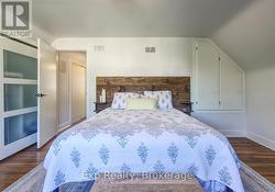 Primary Bedroom - 