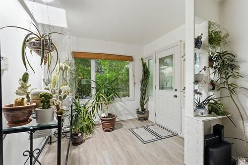 428 Queen St, Winnipeg, MB 