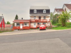 321A  - 321C 4e Avenue  Saint-Paul-De-Montminy, QC G0R 3Y0