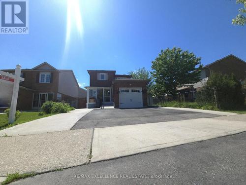 6 STALBRIDGE AVENUE  Brampton, ON L6Y 4H1
