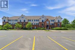 101 - 300 SPILLSBURY DRIVE Peterborough (Otonabee Ward 1), ON K9K 0B4
