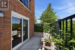 Private outdoor space - 