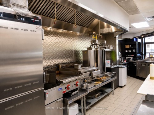 4 Newton Avenue, Hamilton, ON 