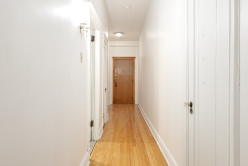Corridor - 15-418 Av. Des Pins O., Montréal (Le Plateau-Mont-Royal), QC 