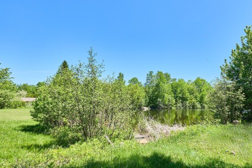 Vue sur l'eau - 160 Rue Pigeon, Saint-Calixte, QC 