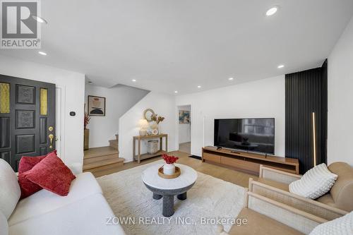 8312 Kipling Avenue, Vaughan, ON 