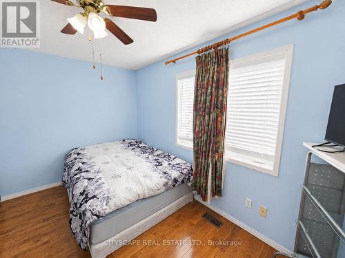 29 Centrepark Drive, Toronto, ON 
