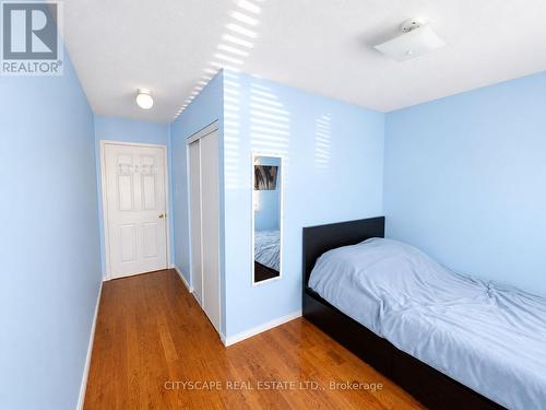 29 Centrepark Drive, Toronto, ON 