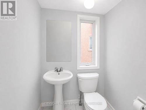 29 Centrepark Drive, Toronto, ON 