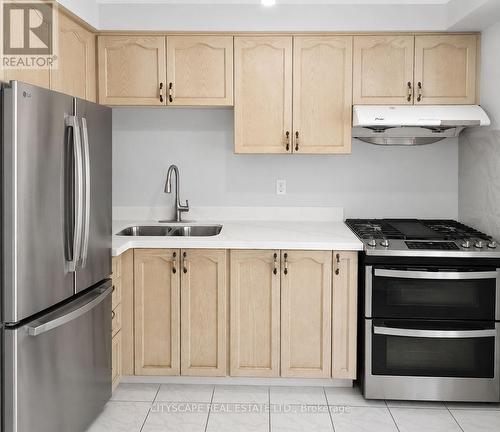 29 Centrepark Drive, Toronto, ON 