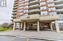 1811 - 410 MCLEVIN AVENUE Toronto, ON M1B 5J5