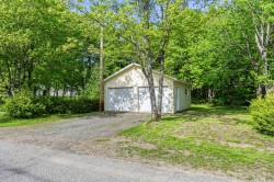 Garage - 