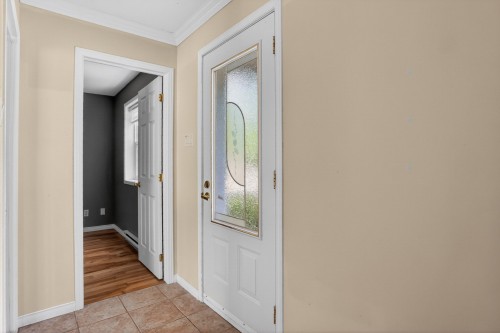 Hall d'entrée/Vestibule - 190  - 195 Ch. De La Petite-Mékinac, Saint-Tite, QC 