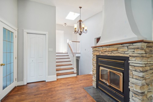Living Room - 4321 Rue Néo, Montréal (Pierrefonds-Roxboro), QC 