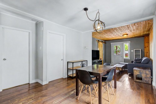 Salle à manger - 1120  - 1122 Boul. Mercure, Drummondville, QC 
