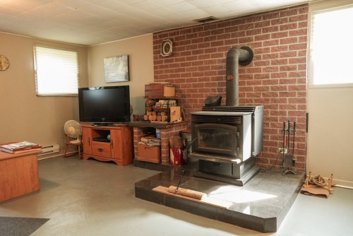 Salle familiale - 1615 Rue Louis-De-France, Trois-Rivières, QC - Indoor With Fireplace