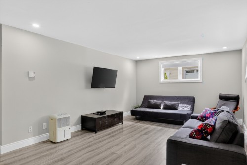 Salle familiale - 520 Ch. De La Petite-Mékinac N., Saint-Tite, QC 
