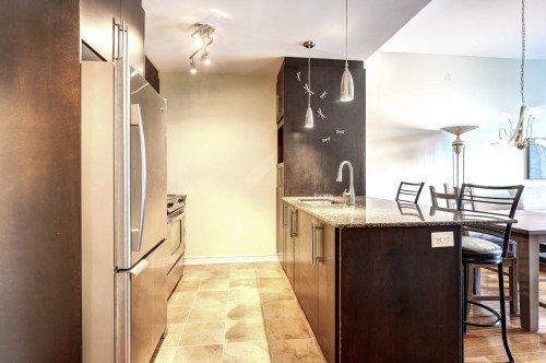 Kitchen - 208-4455 Rue Des Francs-Bourgeois, Boisbriand, QC 