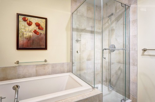 Bathroom - 208-4455 Rue Des Francs-Bourgeois, Boisbriand, QC 