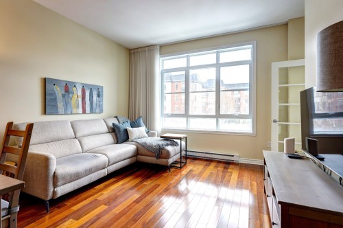 Living Room - 208-4455 Rue Des Francs-Bourgeois, Boisbriand, QC 