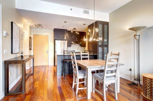 Dining Room - 208-4455 Rue Des Francs-Bourgeois, Boisbriand, QC 