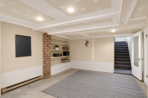 Salle familiale - 1500 Rue Des Pivoines, Shawinigan, QC 