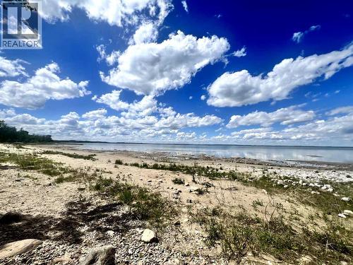 12 Ranch Road, White Sands, AB 