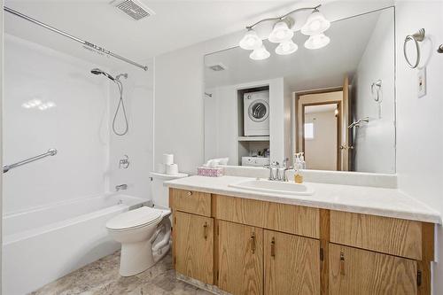 203 11 Burland Avenue, Winnipeg, MB 