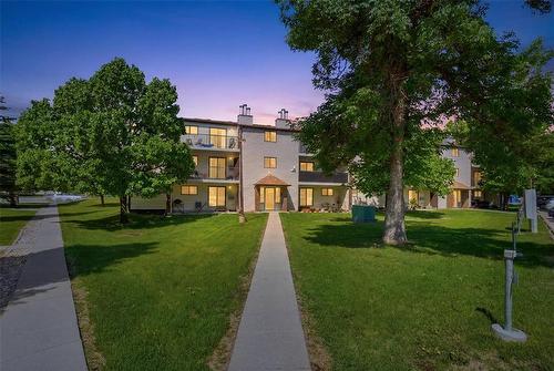 203 11 Burland Avenue, Winnipeg, MB 
