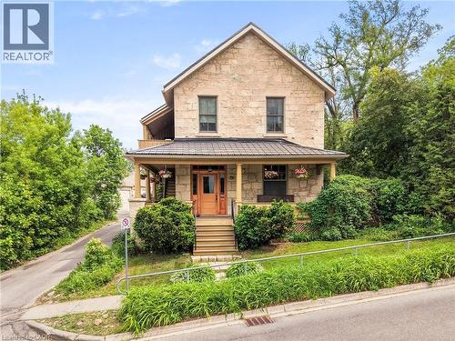 19 LONDON Road E  Guelph, ON N1H 2B2