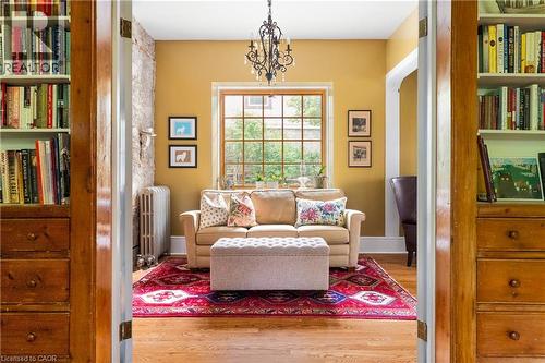 19 London Road E, Guelph, ON 
