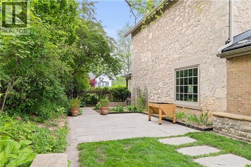 19 London Road E, Guelph, ON 
