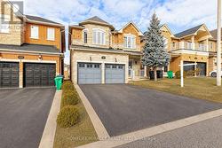 25 OBLATE CRESCENT Brampton, ON L6Y 0K2