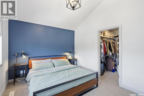 111 2Nd Street E, Saskatoon, SK 