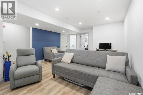 111 2Nd Street E, Saskatoon, SK 