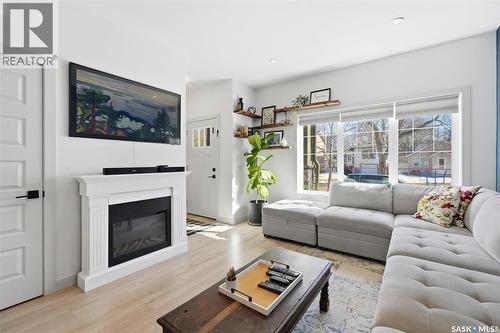 111 2Nd Street E, Saskatoon, SK 