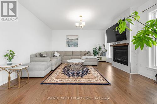 219 Reisling Way, Ottawa, ON 