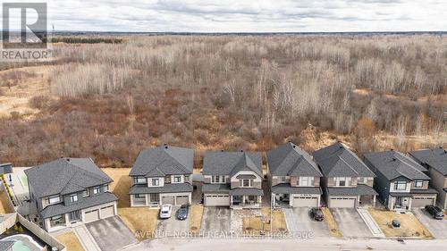219 Reisling Way, Ottawa, ON 